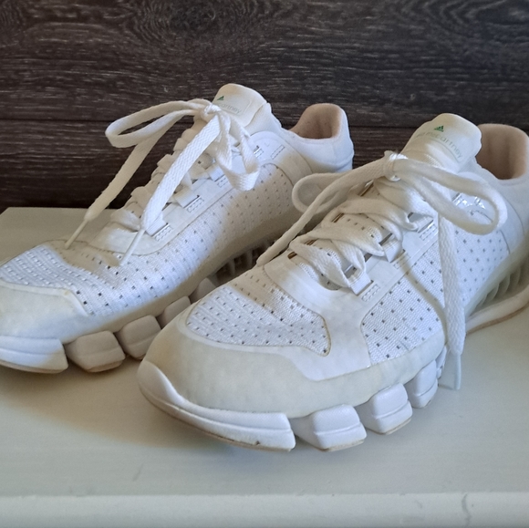 Stella McCartney Shoes - *FINAL* Stella McCartney Adidas White Size 9